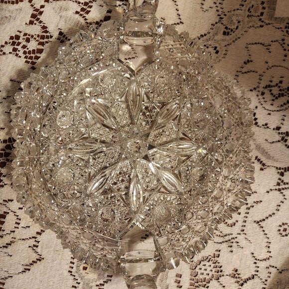 Vintage Crystal Dish w/Handles -SPARKLES! - Picture 3 of 5